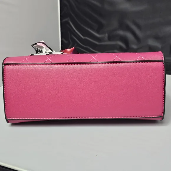 Malibu Skye Handbag - Picture 4 of 6